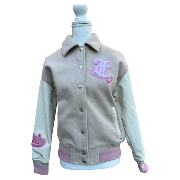❤️Juicy Couture‎ Beige White Varsity Jacket Pink Logo Preppy Y2K Sz M NWT